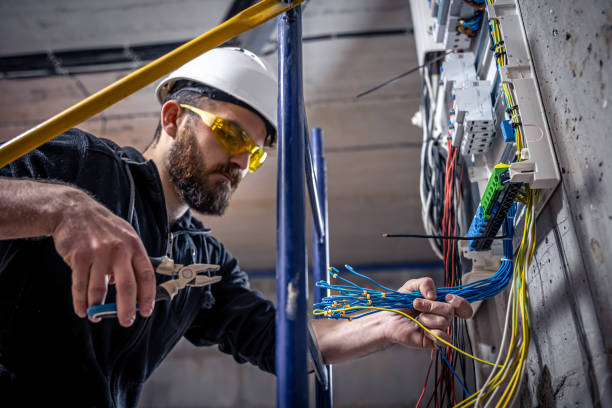 Best Commercial Electrician Services  in Brunswick, GA